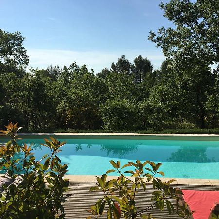 Villa De Carbonelle Pierrevert Exteriér fotografie