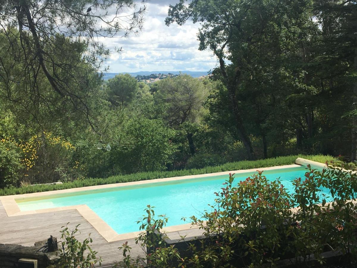 Villa De Carbonelle Pierrevert Exteriér fotografie